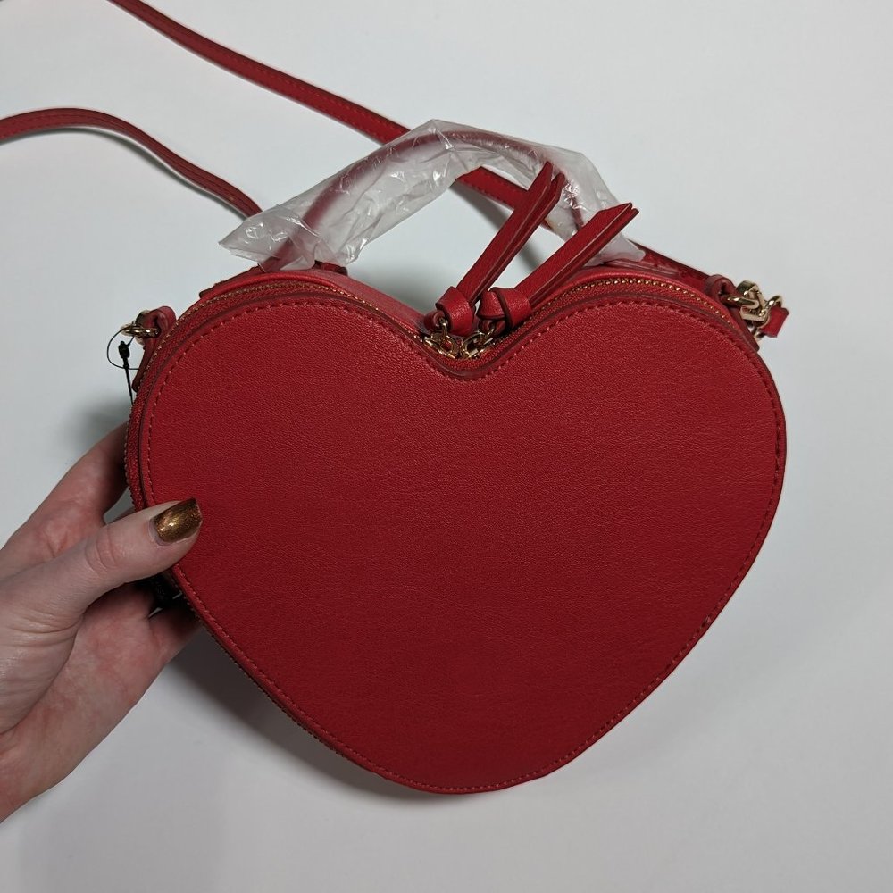 Red Heart Purse